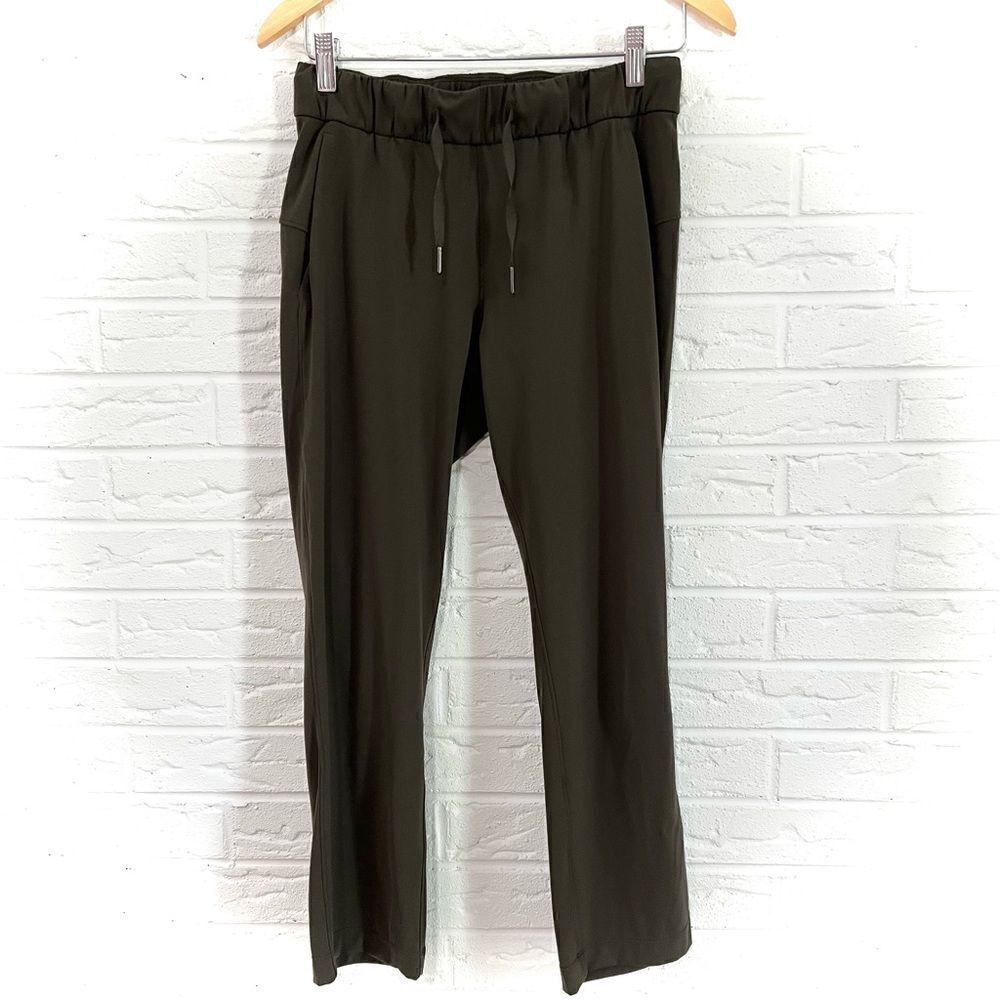Lululemon On The Fly Crop 23” Dark Olive Size 2